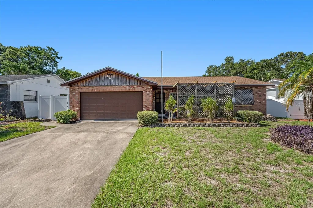 105 Melrose Drive Safety Harbor FL 34695