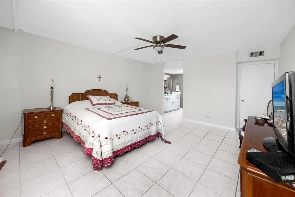 2621 Cove Cay Drive Clearwater FL 33760