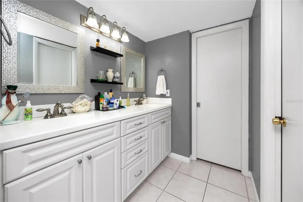 2621 Cove Cay Drive Clearwater FL 33760