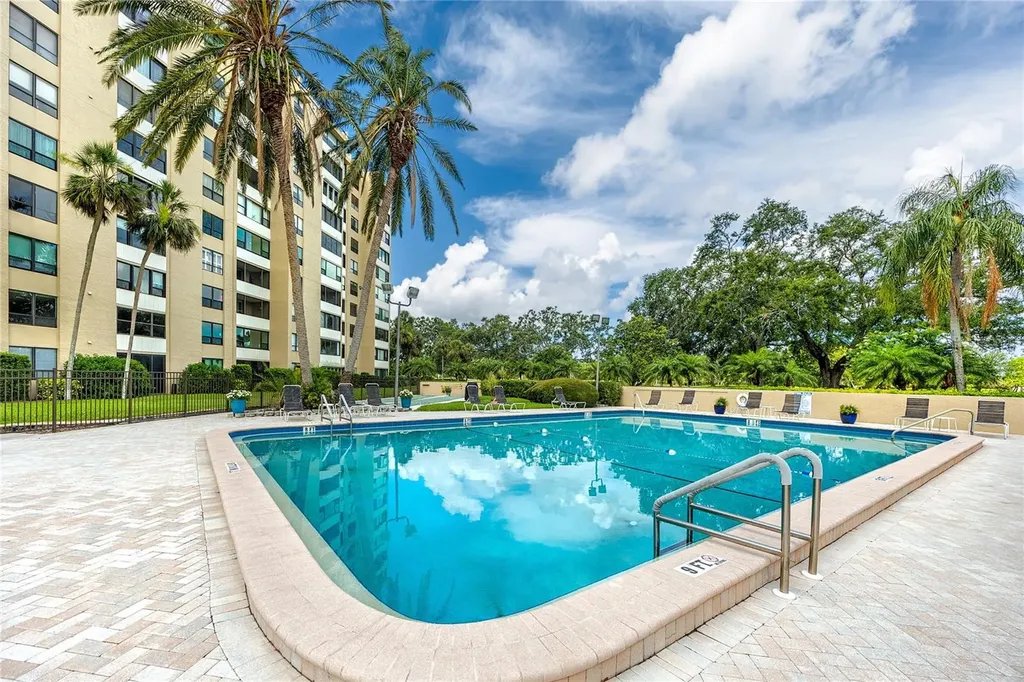 2621 Cove Cay Drive Clearwater FL 33760
