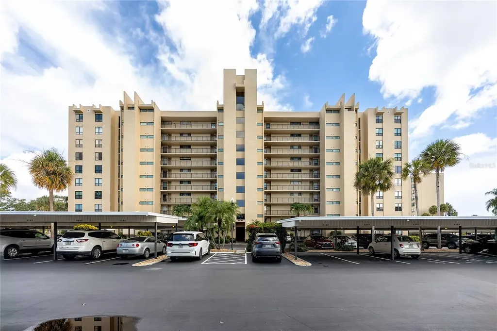 2621 Cove Cay Drive Clearwater FL 33760