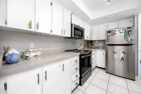 2621 Cove Cay Drive Clearwater FL 33760