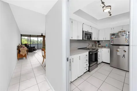 2621 Cove Cay Drive Clearwater FL 33760