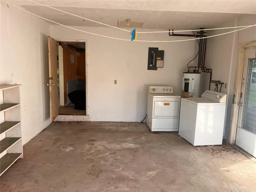 1629 Lindsey Terrace Deltona FL 32725