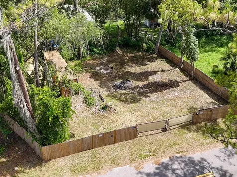 16220 Lenord Street Umatilla FL 32784