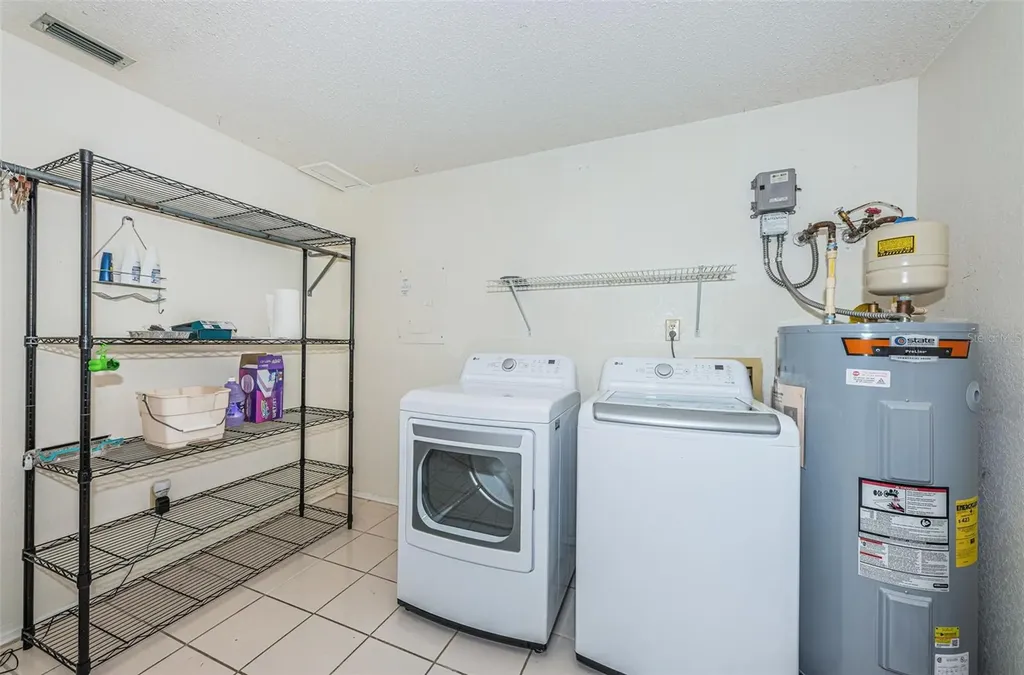 6206 92nd Place N Pinellas Park FL 33782