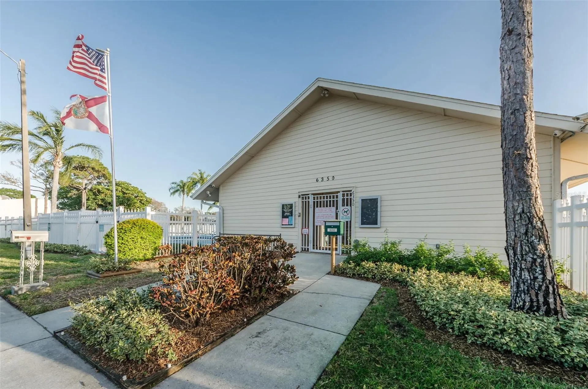 6206 92nd Place N Pinellas Park FL 33782