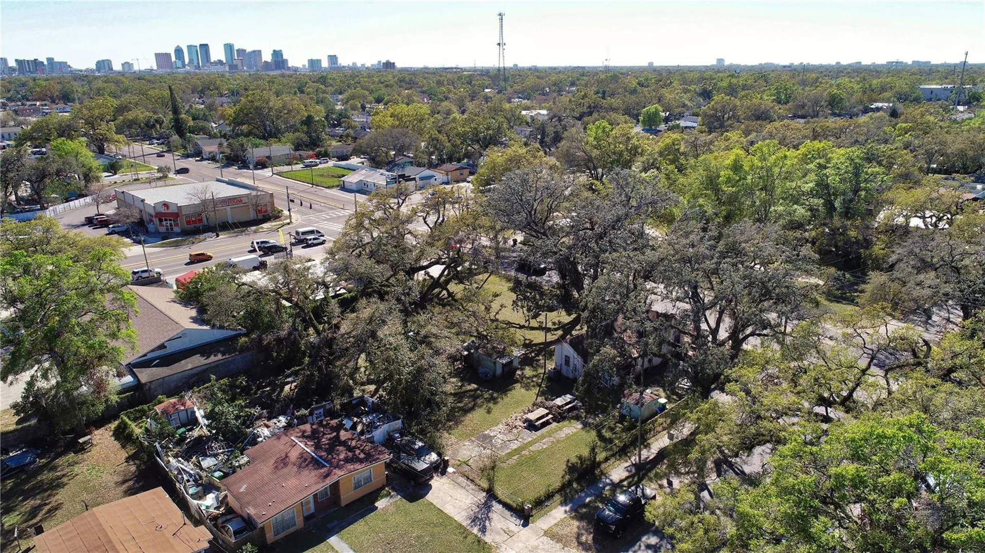 4009 N 15th Street Tampa FL 33610
