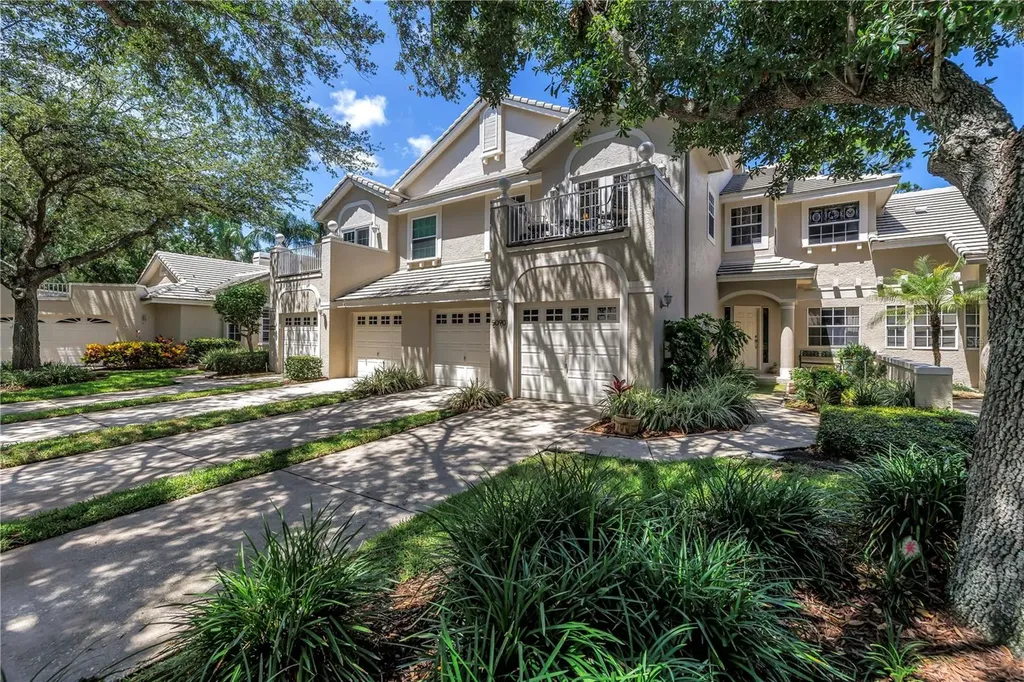 5090 White Pine Circle NE St Petersburg FL 33703