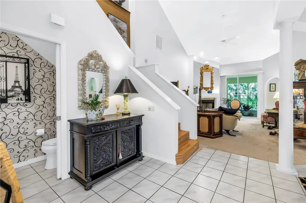 5090 White Pine Circle NE St Petersburg FL 33703