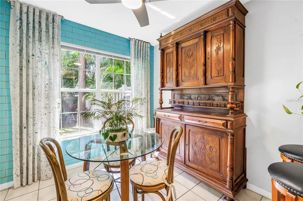 5090 White Pine Circle NE St Petersburg FL 33703