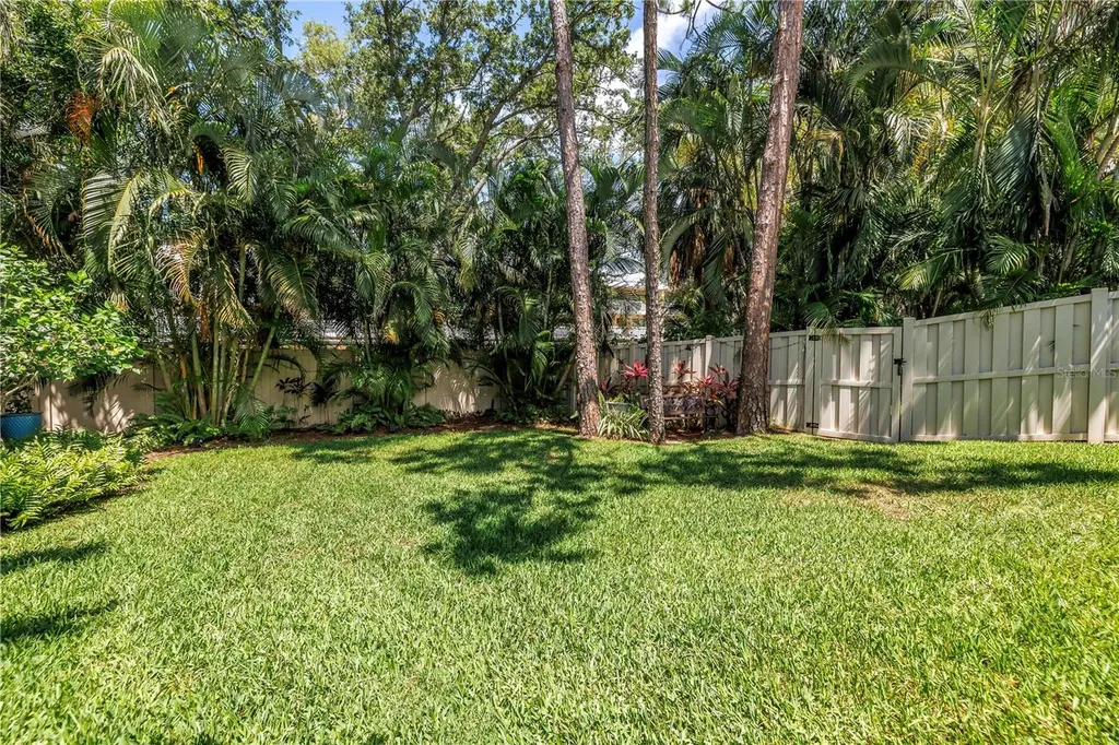 5090 White Pine Circle NE St Petersburg FL 33703