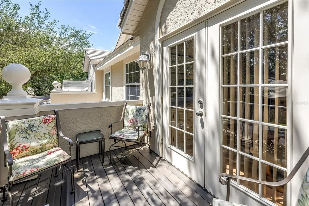 5090 White Pine Circle NE St Petersburg FL 33703