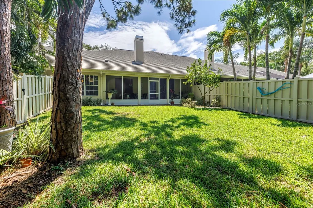 5090 White Pine Circle NE St Petersburg FL 33703