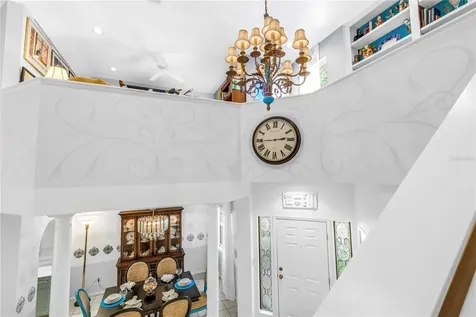 5090 White Pine Circle NE St Petersburg FL 33703