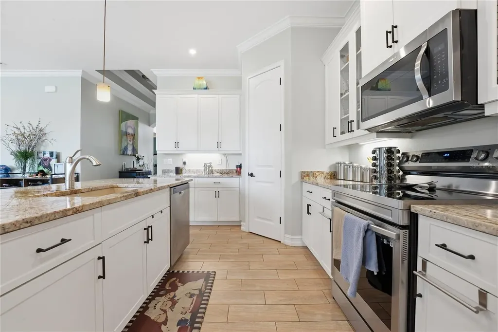 6619 35th Court E Sarasota FL 34243