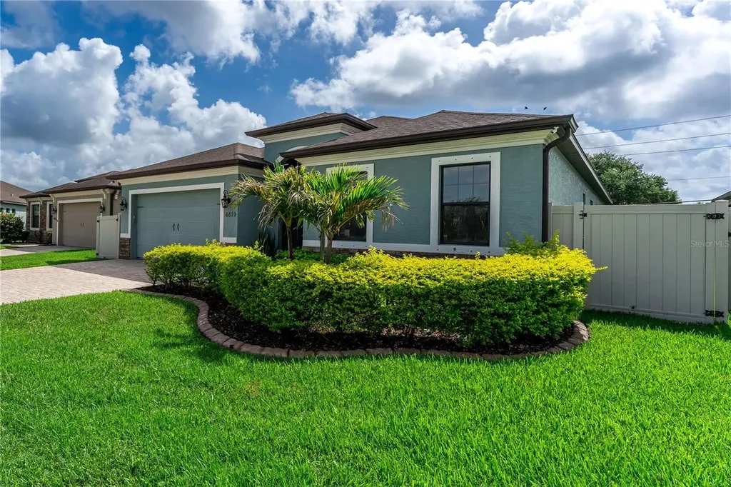 6619 35th Court E Sarasota FL 34243