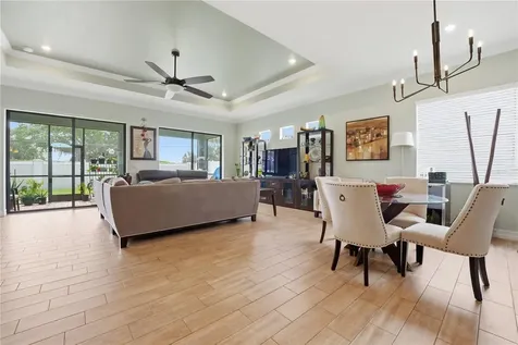 6619 35th Court E Sarasota FL 34243