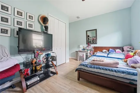 6619 35th Court E Sarasota FL 34243