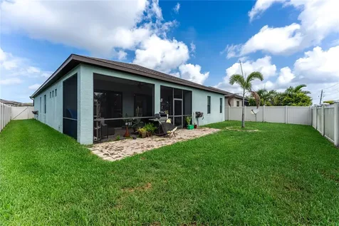 6619 35th Court E Sarasota FL 34243