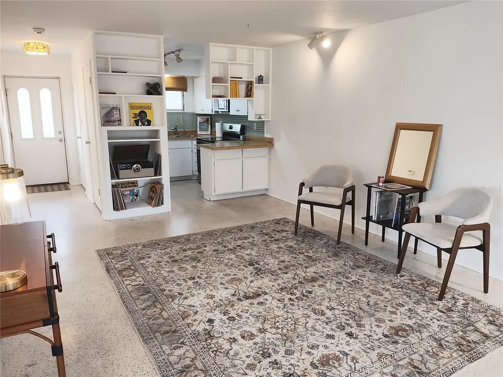 2155 Wood Street Sarasota FL 34237