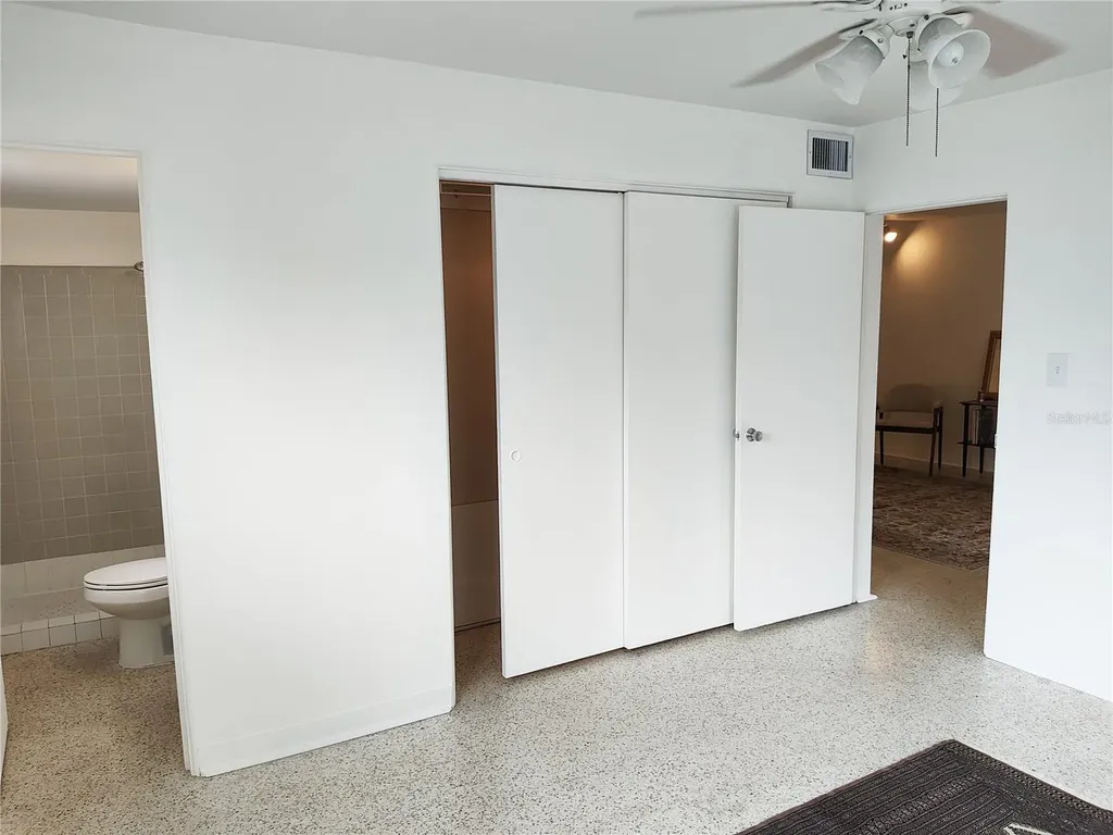 2155 Wood Street Sarasota FL 34237