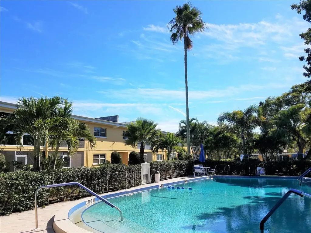 2155 Wood Street Sarasota FL 34237