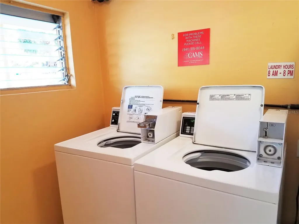 2155 Wood Street Sarasota FL 34237