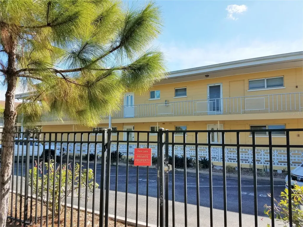 2155 Wood Street Sarasota FL 34237