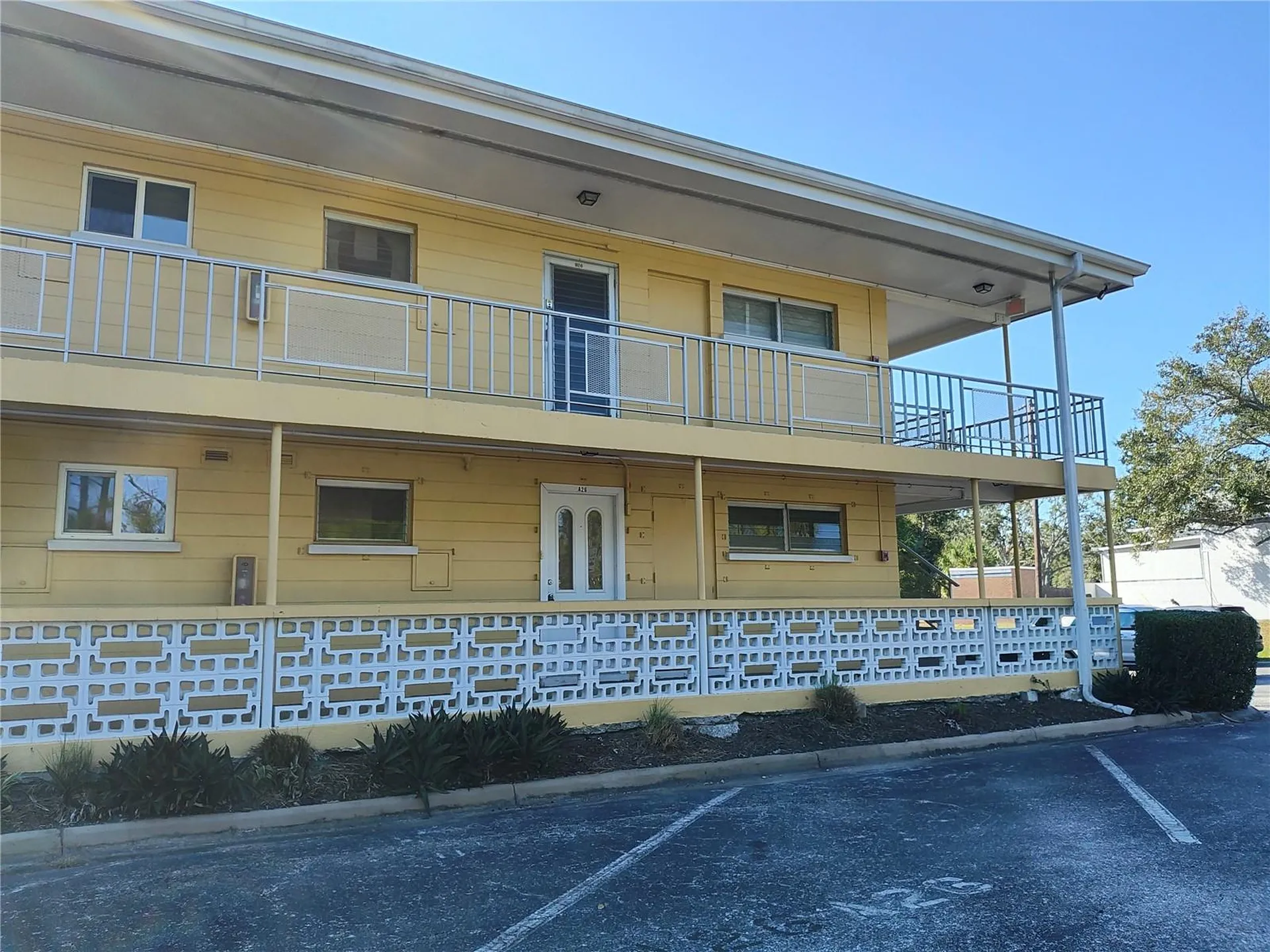 2155 Wood Street Sarasota FL 34237