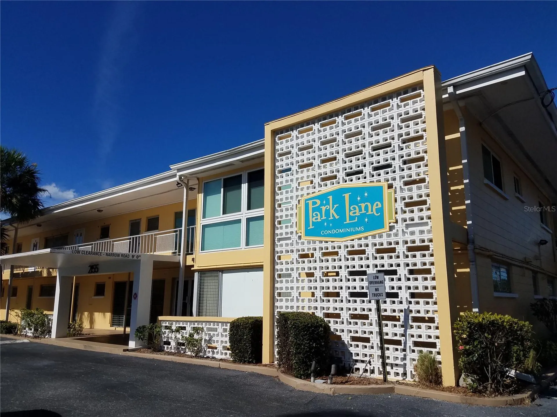 2155 Wood Street Sarasota FL 34237