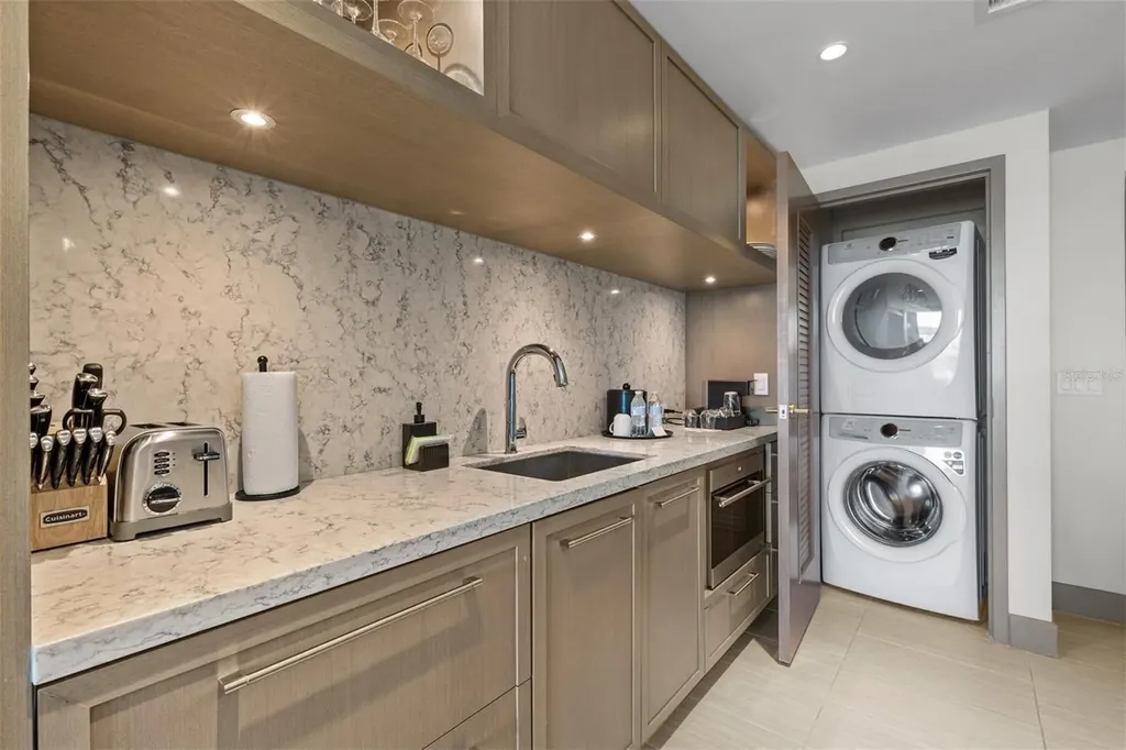 691 S Gulfview Boulevard Clearwater Beach FL 33767