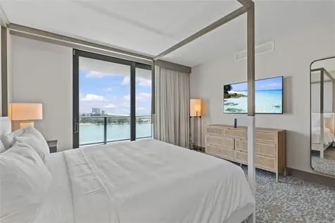 691 S Gulfview Boulevard Clearwater Beach FL 33767