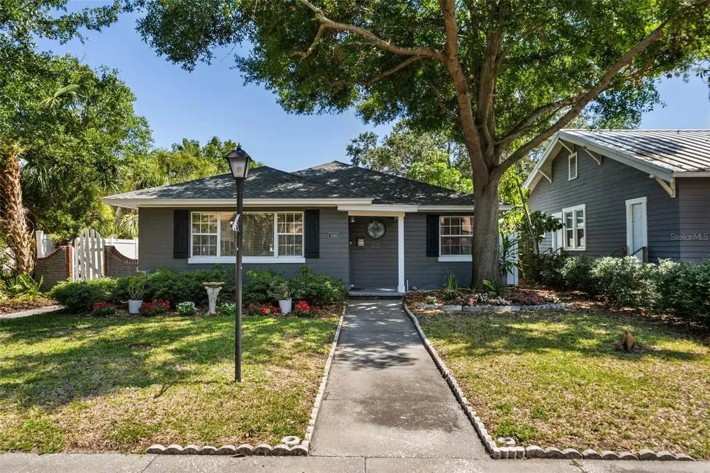 1080 16th Avenue N St Petersburg FL 33704
