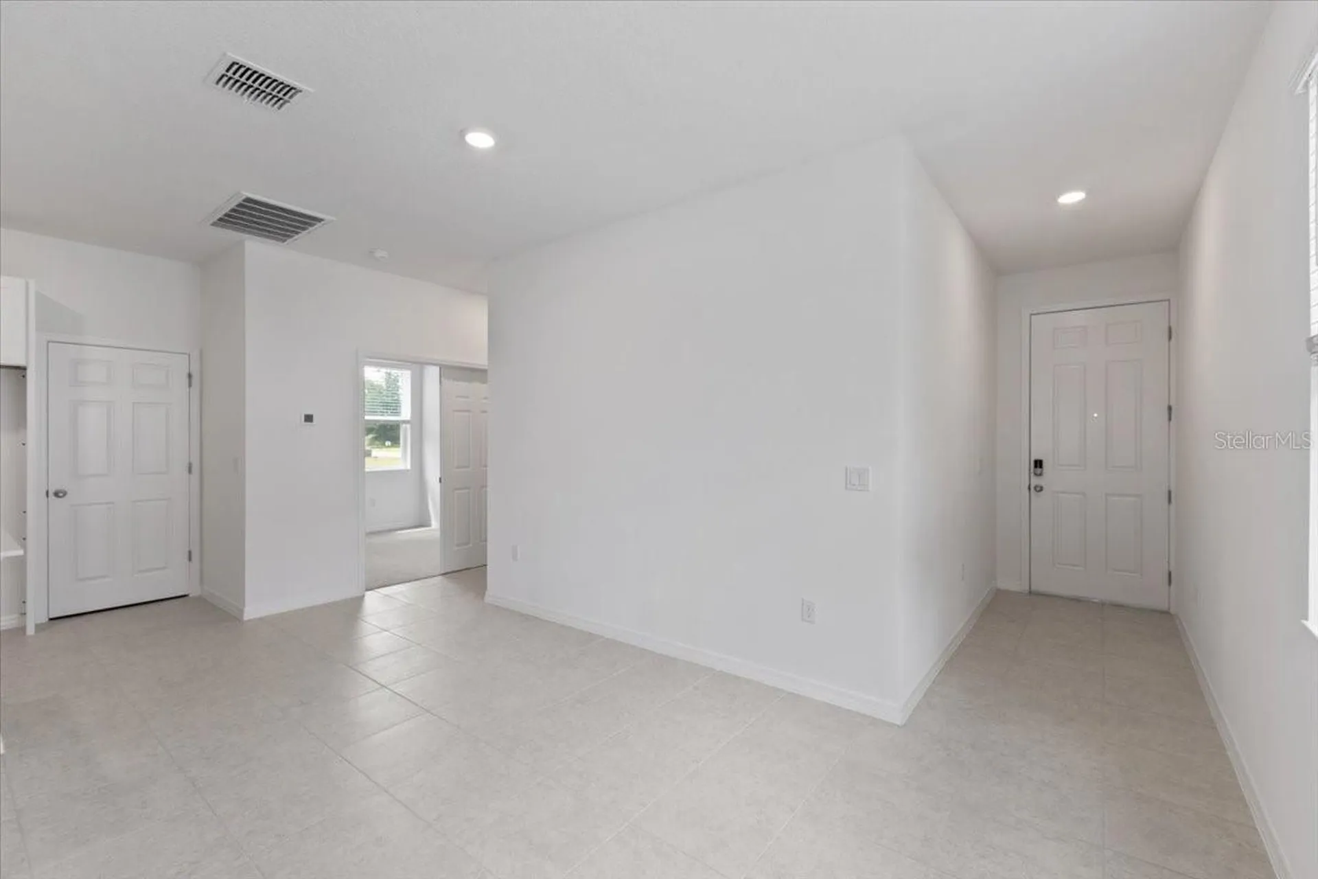 1194 Atlantic Avenue Fruitland Park FL 34731
