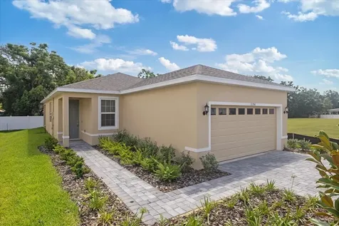1194 Atlantic Avenue Fruitland Park FL 34731