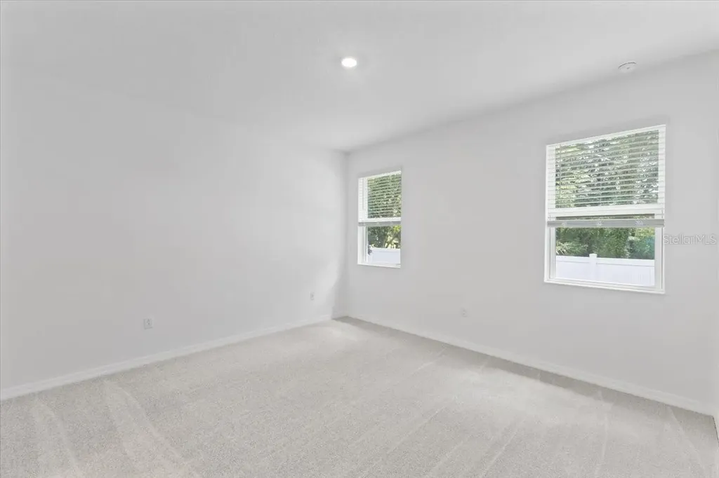 1198 Atlantic Avenue Fruitland Park FL 34731