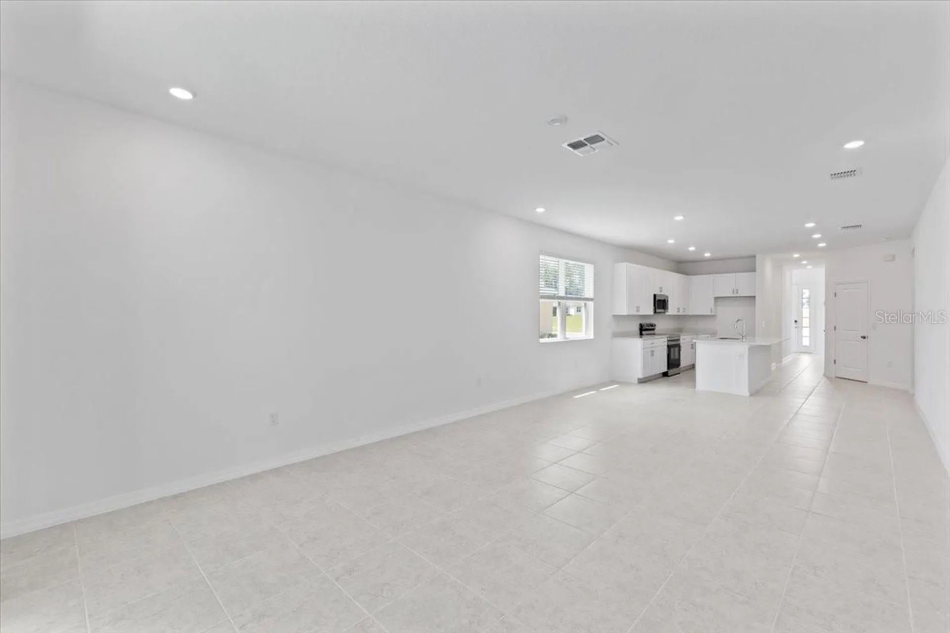 1198 Atlantic Avenue Fruitland Park FL 34731