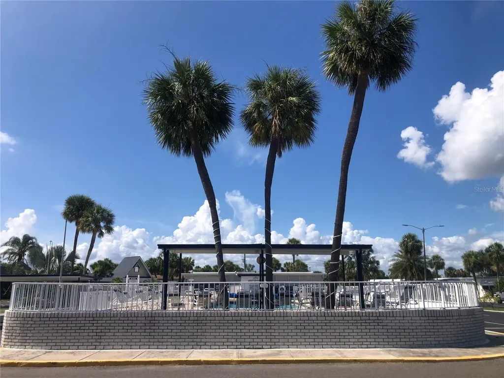 4851 W Gandy Boulevard Tampa FL 33611