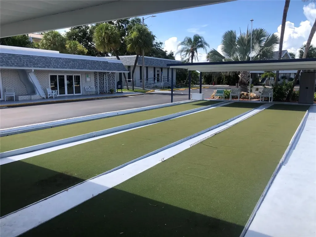 4851 W Gandy Boulevard Tampa FL 33611