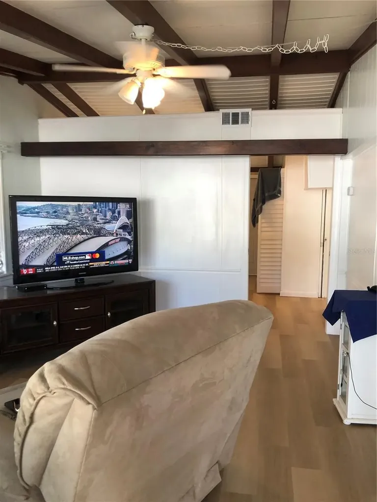 4851 W Gandy Boulevard Tampa FL 33611