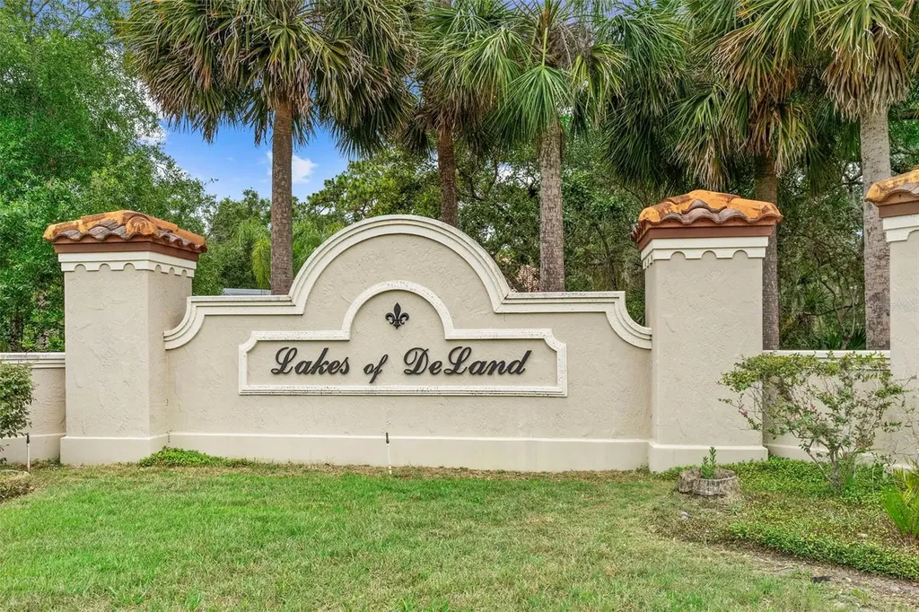762 Onyx Parkway Deland FL 32724