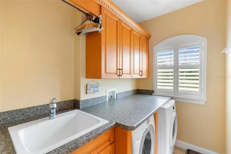762 Onyx Parkway Deland FL 32724