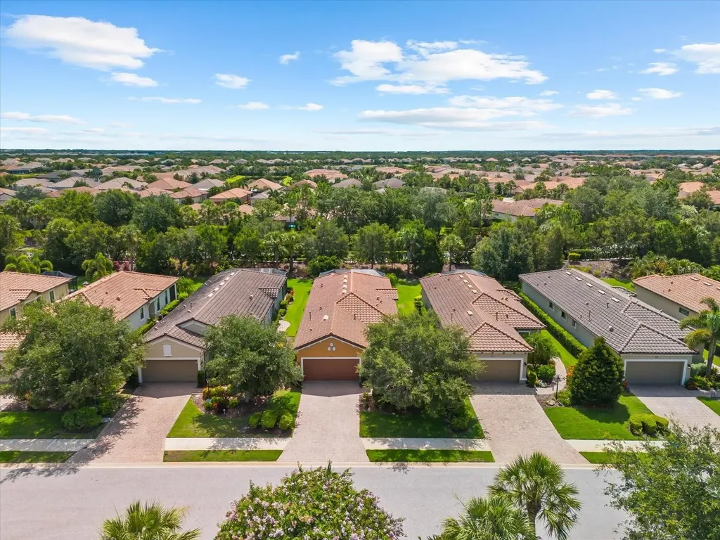 5121 Serata Drive Lakewood Ranch FL 34211