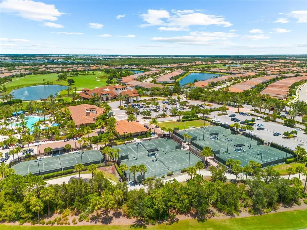 5121 Serata Drive Lakewood Ranch FL 34211