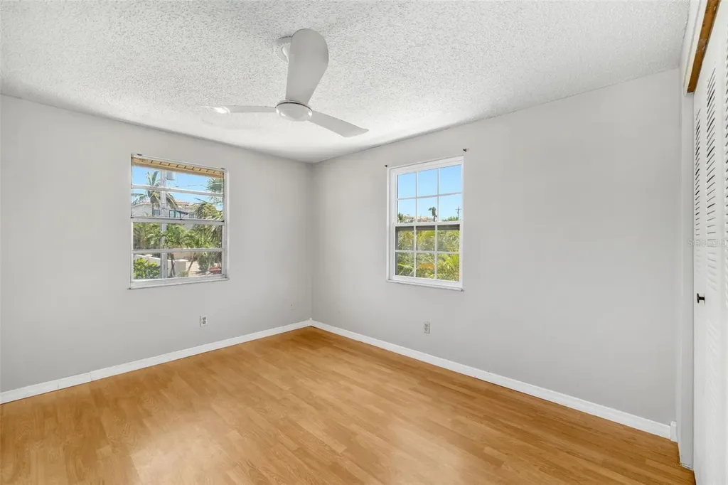 202 Peacock Lane Holmes Beach FL 34217