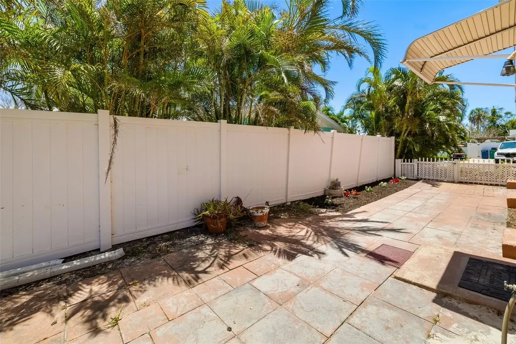 202 Peacock Lane Holmes Beach FL 34217