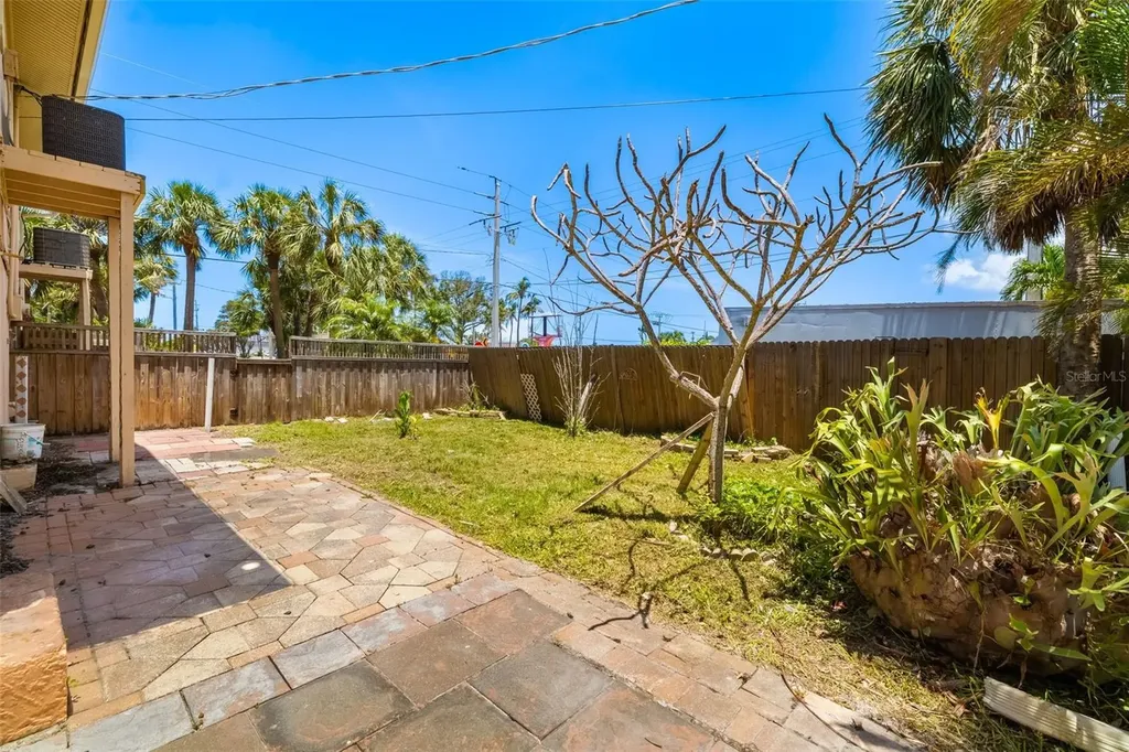 202 Peacock Lane Holmes Beach FL 34217