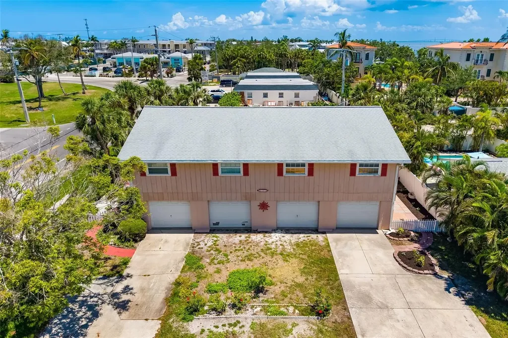 202 Peacock Lane Holmes Beach FL 34217
