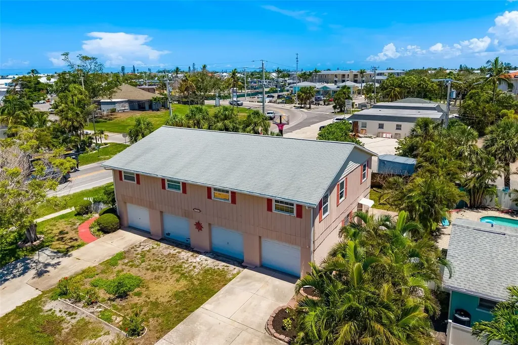 202 Peacock Lane Holmes Beach FL 34217